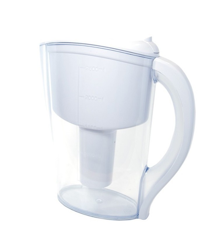 Carafe filtrante - Filtre l'eau du robinet